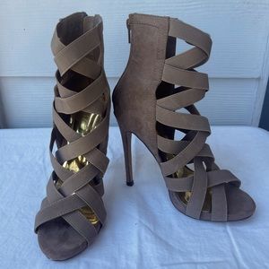Zipper heels